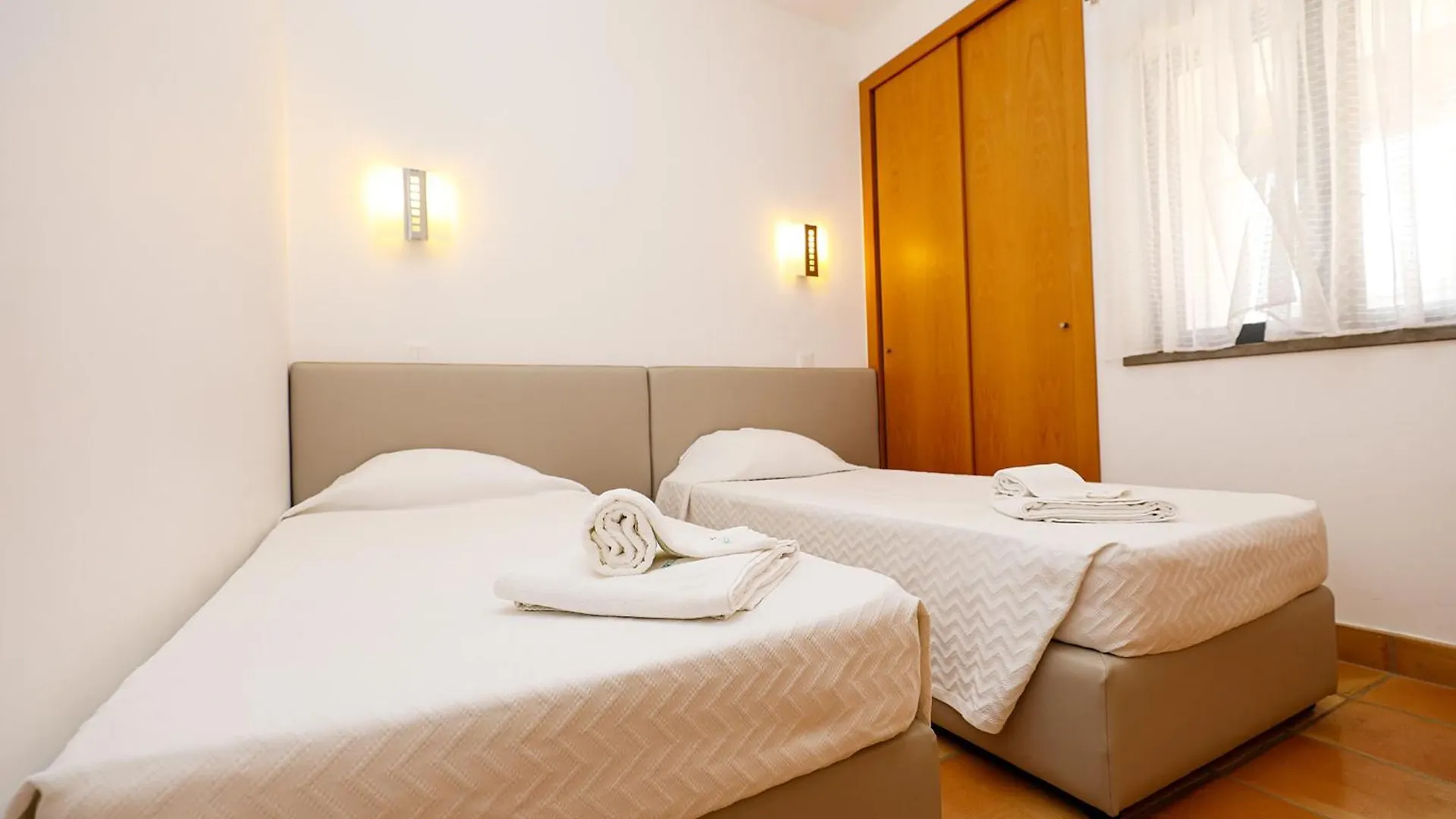 B39 - Marina Hill Apartment Lagos 0*,  Portugal